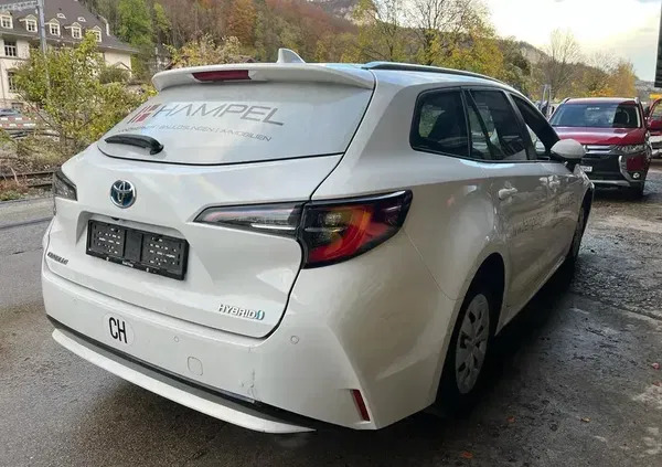 łódzkie Toyota Corolla cena 36900 przebieg: 120000, rok produkcji 2019 z Ciechanów